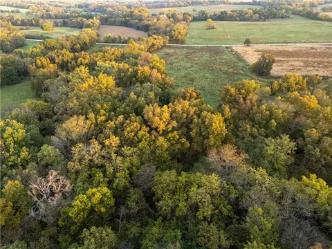 Wind Rd Road, Brunswick, MO 65236 photo 19