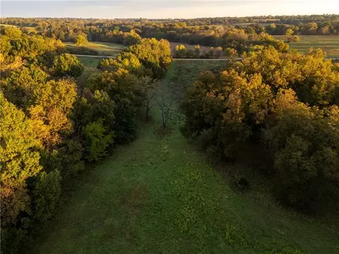 Wind Rd Road, Brunswick, MO 65236 photo 24