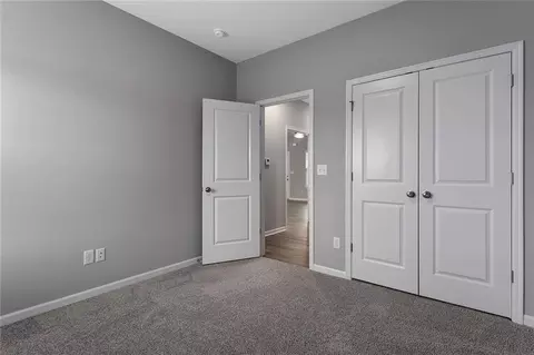 Bedroom - 524 Lemon Mint Dr, Raymore, MO 64083 photo 4 of 7