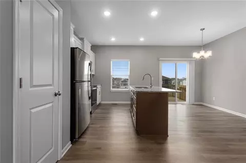 Entry Way - 524 Lemon Mint Dr, Raymore, MO 64083 photo 2 of 2