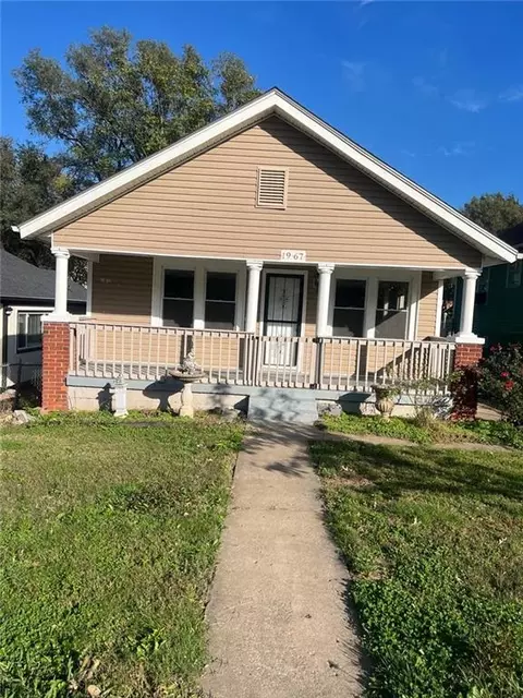 1967 N 30th St, Kansas City, KS 66104
