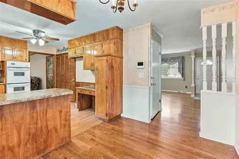 Entry Way - 8914 Park St, Lenexa, KS 66215 photo 1 of 1