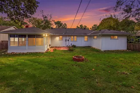 Exterior - 8914 Park St, Lenexa, KS 66215 photo 8 of 13