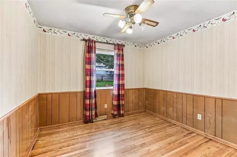 Bedroom - 8914 Park St, Lenexa, KS 66215 photo 1 of 9
