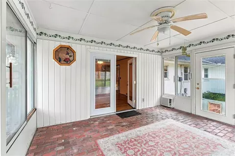Exterior - 8914 Park St, Lenexa, KS 66215 photo 5 of 13