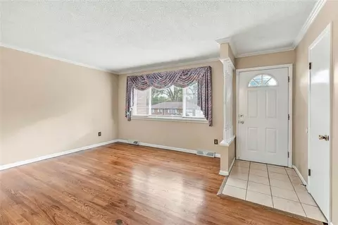 Living - 8914 Park St, Lenexa, KS 66215 photo 1 of 7