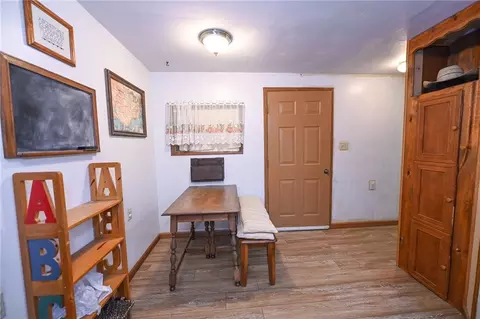 Entry Way - 238 NW 60th Ln, Lamar, MO 64759 photo 1 of 2