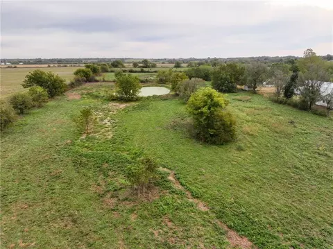 View/Area - 238 NW 60th Ln, Lamar, MO 64759 photo 3 of 10