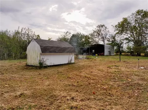 Exterior - 238 NW 60th Ln, Lamar, MO 64759 photo 5 of 7