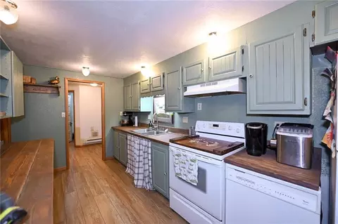 Kitchen - 238 NW 60th Ln, Lamar, MO 64759 photo 1 of 2