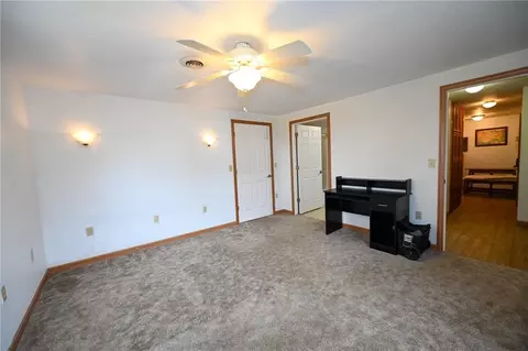 Bedroom - 238 NW 60th Ln, Lamar, MO 64759 photo 2 of 6