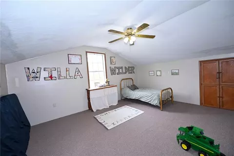 Bedroom - 238 NW 60th Ln, Lamar, MO 64759 photo 4 of 6