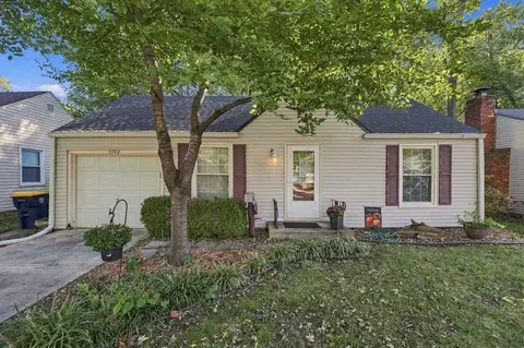 7709 Oak St, Kansas City, MO 64114