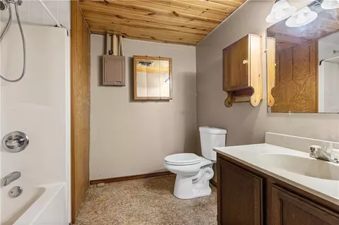 Bath - 126 E Central St, Richmond, KS 66080 photo 1 of 1