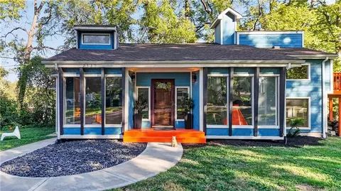 2539 S 45th St, Kansas City, KS 66106