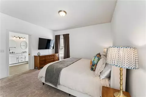 Bedroom - 5780 Apache Dr, Shawnee, KS 66226 photo 2 of 7