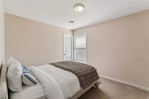 Bedroom - 5780 Apache Dr, Shawnee, KS 66226 photo 5 of 7