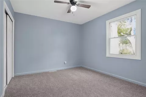 Bedroom - 6202 E 147th Ter, Grandview, MO 64030 photo 2 of 3