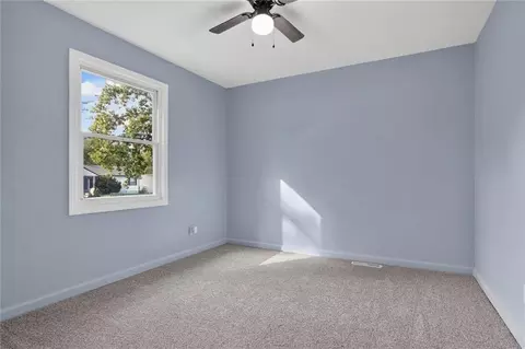 Bedroom - 6202 E 147th Ter, Grandview, MO 64030 photo 3 of 3