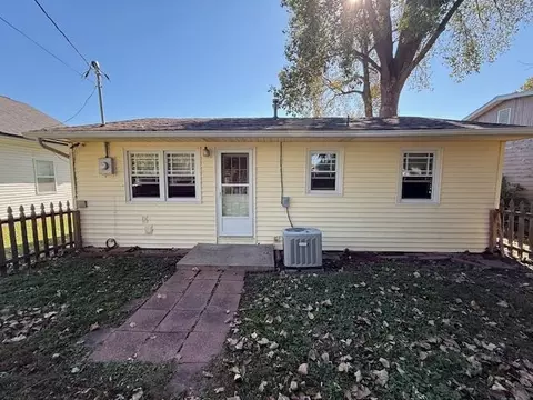 Other - 1114 W W 3rd St, Cameron, MO 64429 photo 2 of 3
