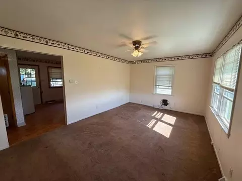 Living - 1114 W W 3rd St, Cameron, MO 64429 photo 1 of 2