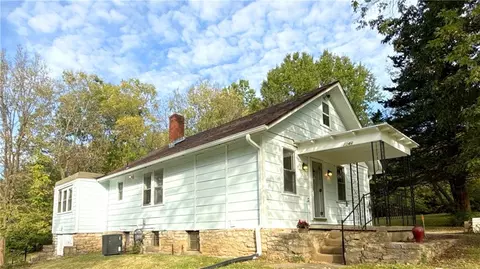 7344 Monroe Ave, Kansas City, MO 64132