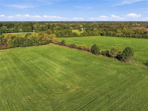 24705 Cowherd Rd, Lees Summit, MO 64064 photo 7