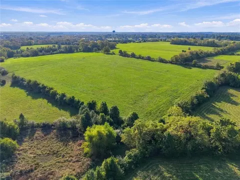 24705 Cowherd Rd, Lees Summit, MO 64064 photo 6