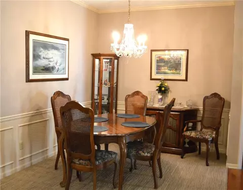 Dining - 3101 NE 63 Ter, Gladstone, MO 64119 photo 1 of 1