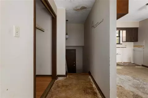 Entry Way - 17409 E 17411 E 41st Ter, Independence, MO 64055 photo 3 of 3