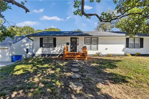 7800 W 59th Ter, Mission, KS 66202