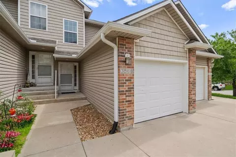 Exterior - 3568 NE Austin Dr, Lees Summit, MO 64064 photo 2 of 7