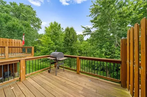 Exterior - 3568 NE Austin Dr, Lees Summit, MO 64064 photo 7 of 7
