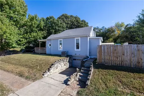 Other - 2702 Patee St, Saint Joseph, MO 64507 photo 1 of 10