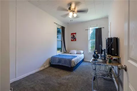 Bedroom - 2702 Patee St, Saint Joseph, MO 64507 photo 2 of 3