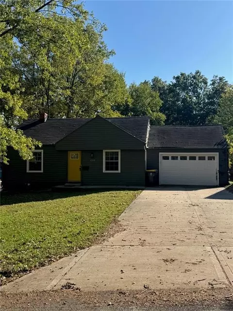 3203 NE 56 Th St, Kansas City, MO 64119