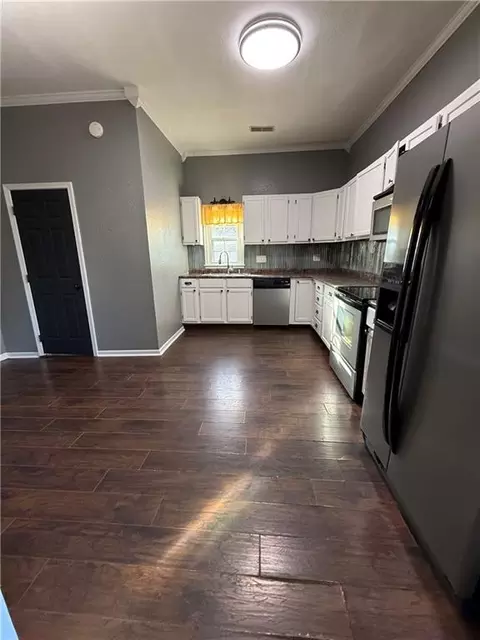 Kitchen - 401 E 3rd St, Norborne, MO 64668 photo 3 of 3