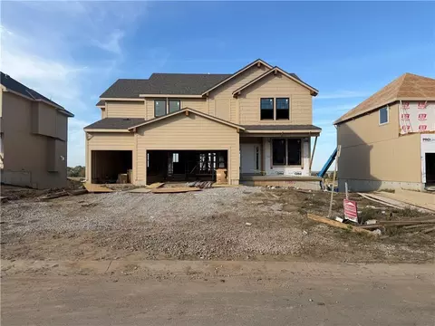 19660 W 114th St, Olathe, KS 66061