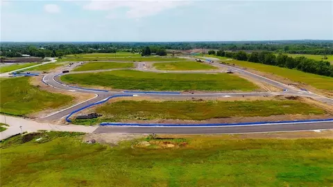 View/Area - 3500 SE Sunset Ridge Dr, Lees Summit, MO 64083 photo 2 of 4