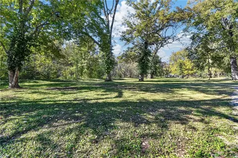 Exterior - 787 E State Route J Hwy, Peculiar, MO 64078 photo 8 of 10