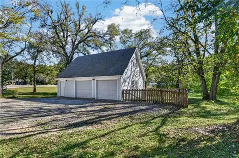 Exterior - 787 E State Route J Hwy, Peculiar, MO 64078 photo 10 of 10