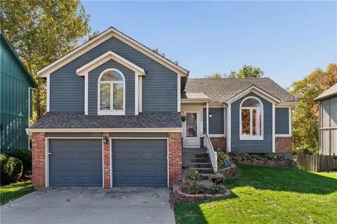 14829 W 123rd Ter, Olathe, KS 66062