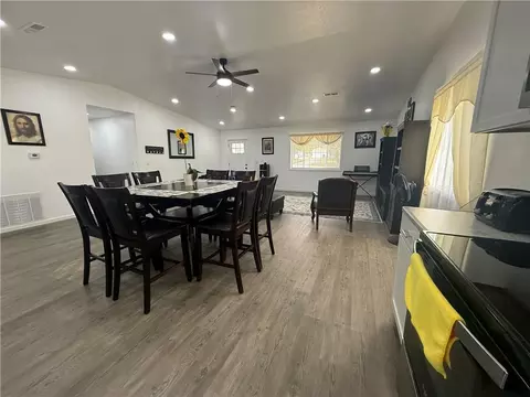 Dining - 112 E High St, Coffey, MO 64636 photo 1 of 1