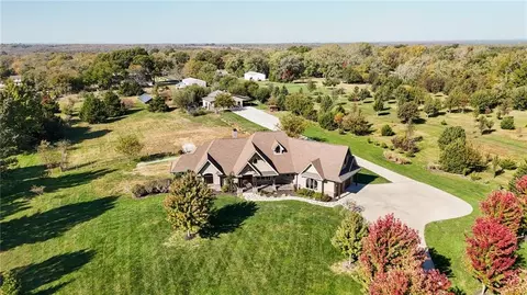 2853 W 131st St, Olathe, KS 66061