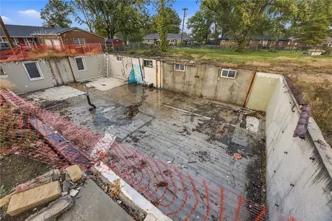 829 17th Ter, Ottawa, KS 66067 photo 5