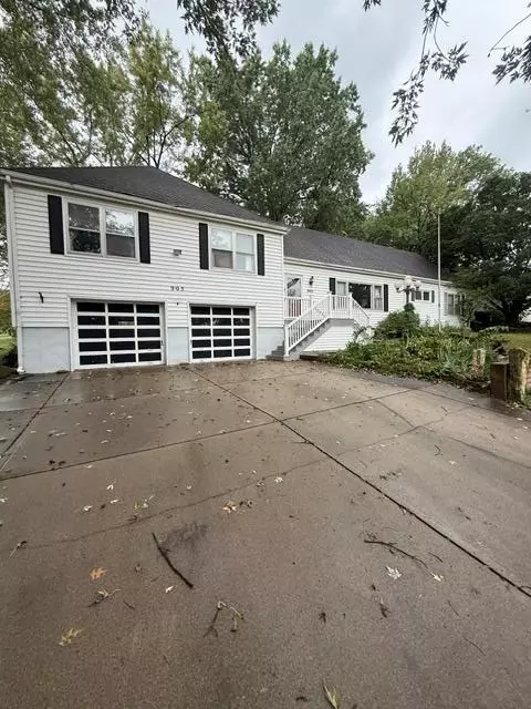 905 W 93rd St, Kansas City, MO 64114