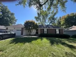 807 NE Columbus St, Lees Summit, MO 64063