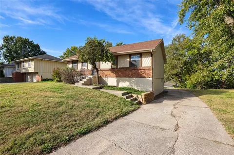 Other - 112 SE Flagstone Dr, Lees Summit, MO 64063 photo 1 of 4