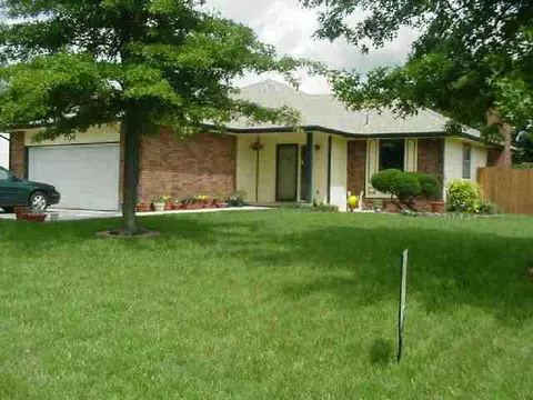 706 Sullivan Dr, Mulvane, KS 67110 photo 1