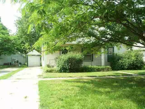 121 Broadway, Augusta, KS 67010 photo 1